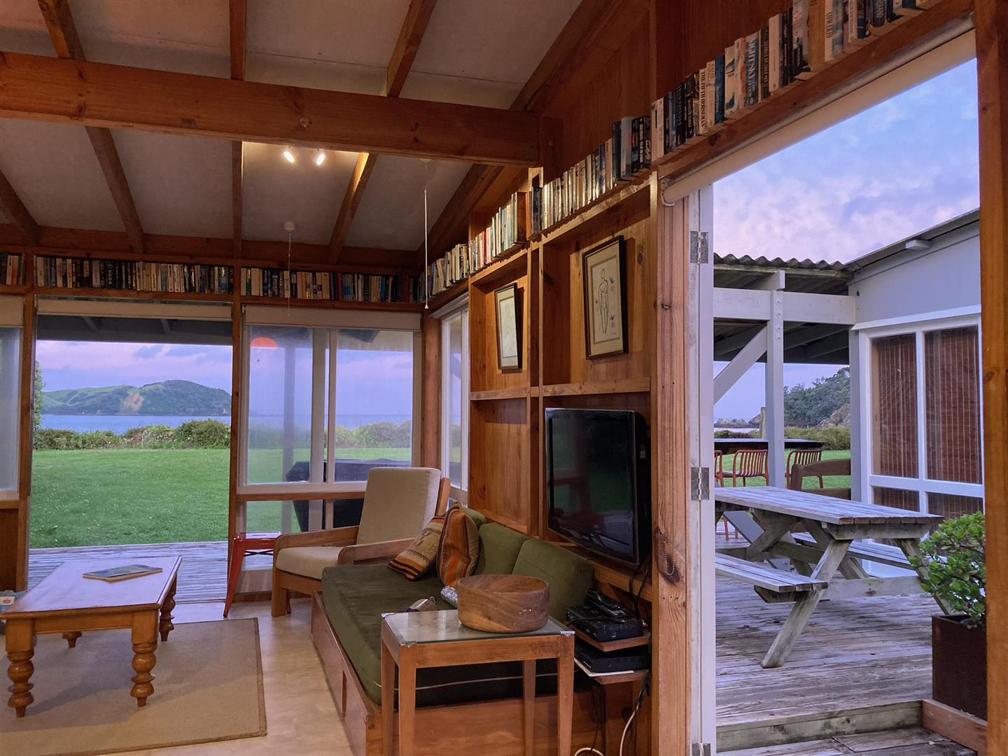 20A Owai Avenue, Teal Bay, Oakura Coast